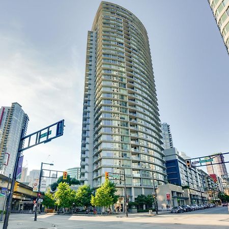 Heart Of Downtown 1 Bd Entire Condo - Pool, Gym, Parking, Office, Ac Vancouver Bagian luar foto